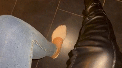Raus aus schwitzigen Stiefeln und Socken